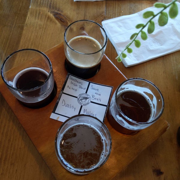 Photo prise au Rockford Brewing Company par Jenna N. le11/8/2020