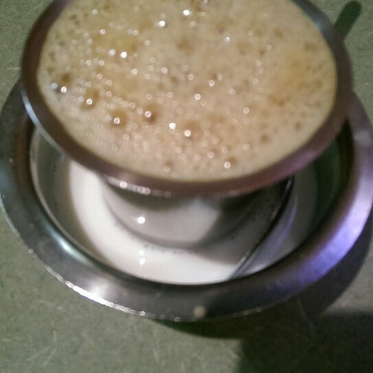 7/12/2014 tarihinde Brijesh P.ziyaretçi tarafından Chennai Cafe'de çekilen fotoğraf