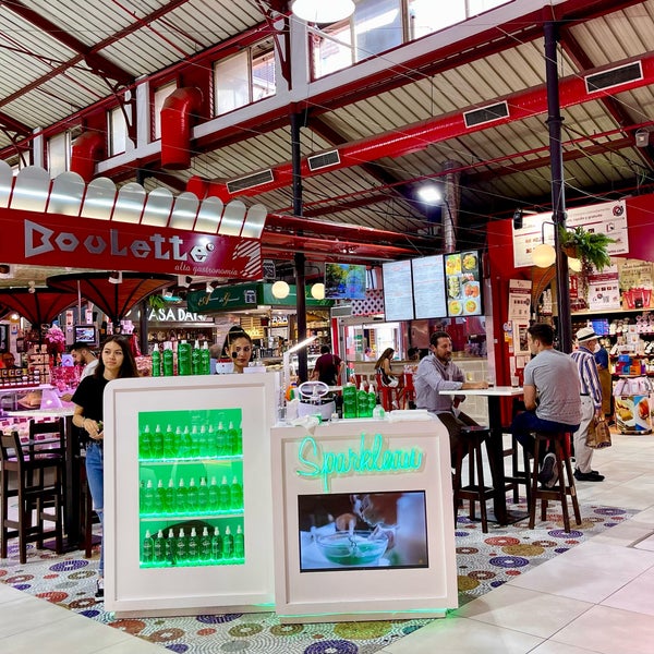 รูปภาพถ่ายที่ Mercado de la Paz โดย Pianopia P. เมื่อ 7/21/2022
