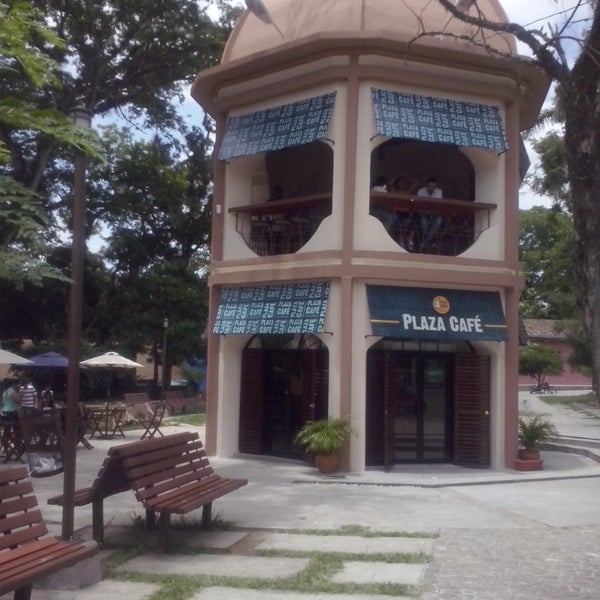 Кафе плаза