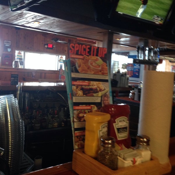 Photo taken at Hooters by Donald J. on 4/27/2014
