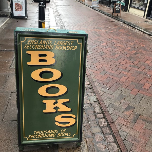 Baggins Book Bazaar Bookstore in Rochester