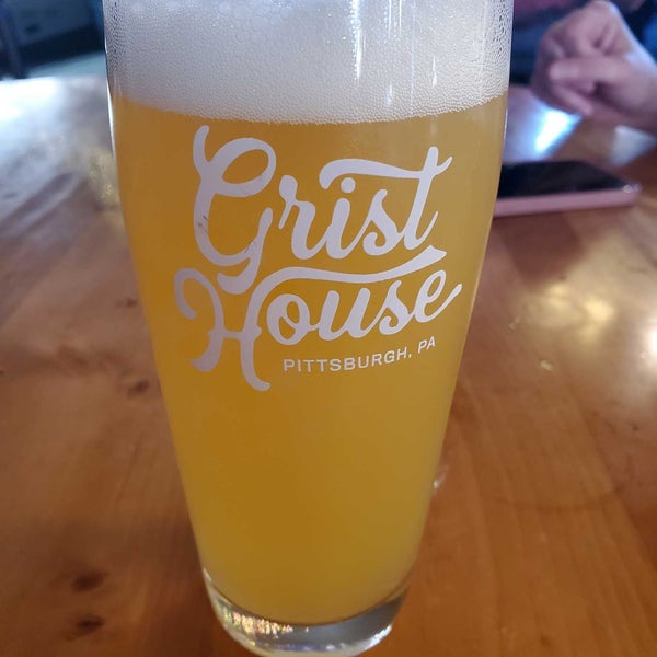 Photo taken at Grist House Craft Brewery by Frank P. on 10/22/2022
