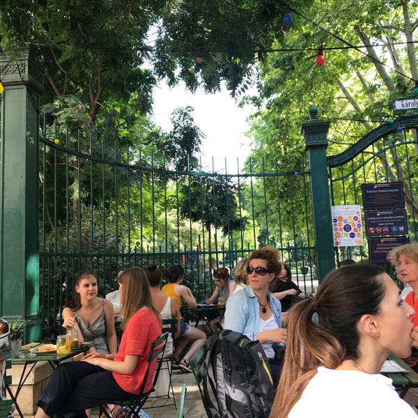 6/13/2019 tarihinde Nati G.ziyaretçi tarafından Csendes Társ Winebar &amp; Garden'de çekilen fotoğraf