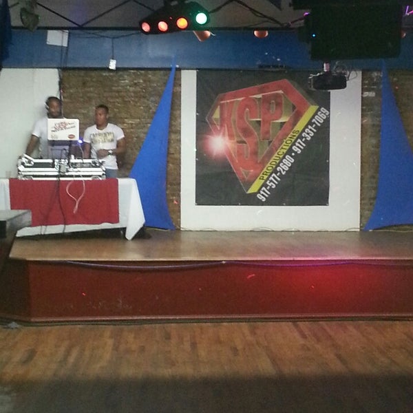 Cafe Omar Music Venue in Brooklyn