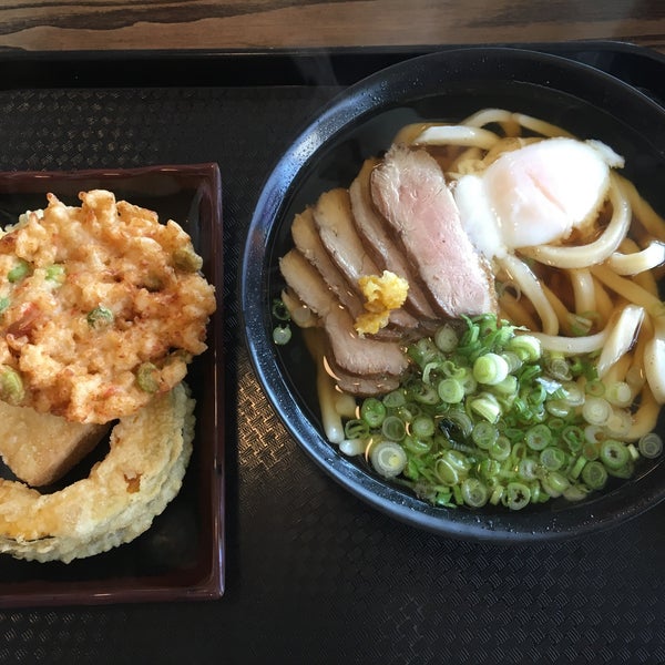 Снимок сделан в U:Don Fresh Japanese Noodle Station пользователем Zhengyang S. 4/2/2016