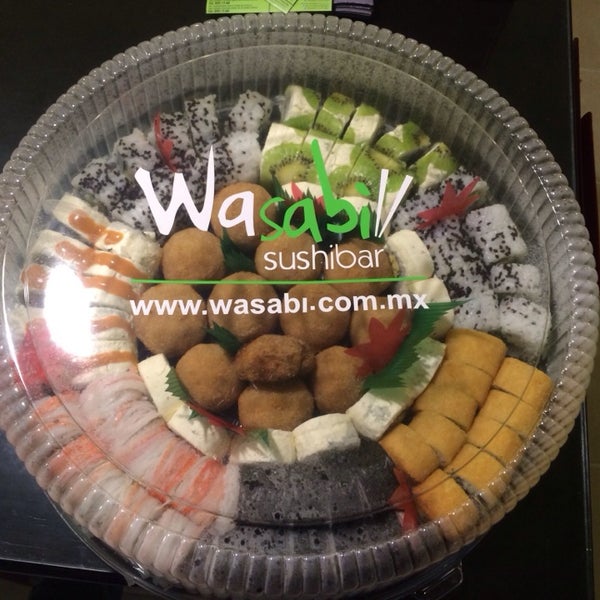 12/22/2013にIvan H.がWasabi Sushi Barで撮った写真