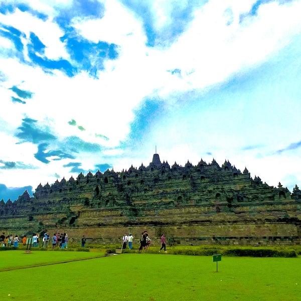 Photo taken at Borobudur Temple by ♡ Donna ♡. on 1/1/2024