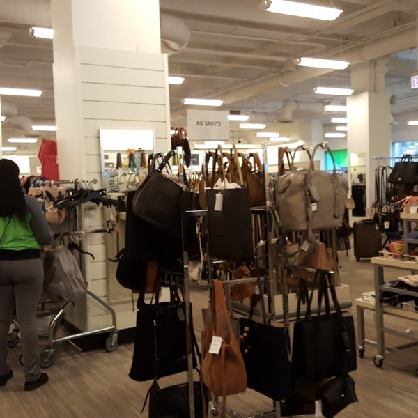 Nordstrom Rack Lincoln Park Discount Store