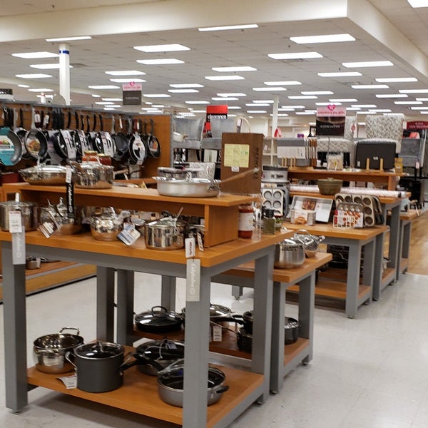 T.J. Maxx - Northwest Side - 2 tips from 527 visitors