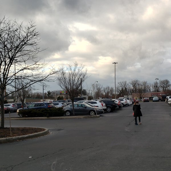 Photo taken at Colonie Center by Alice K. on 12/24/2018