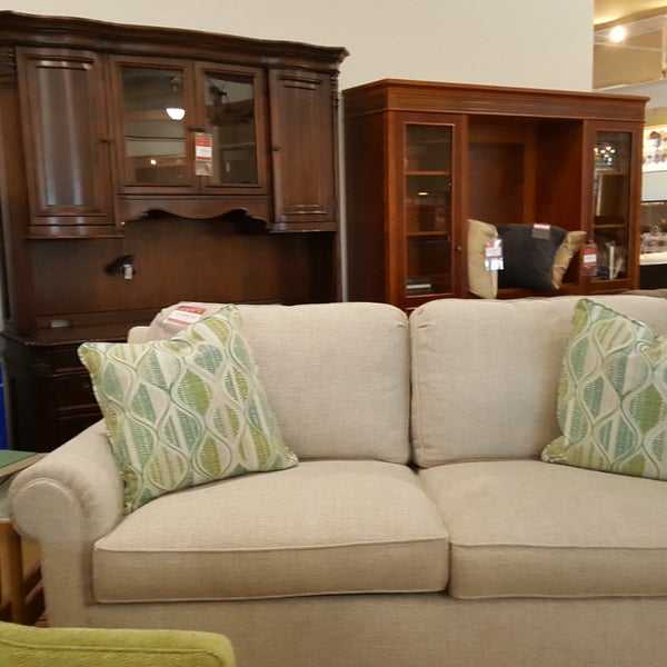 Walter E. Smithe Etc Your Creative Outlet Furniture / Home Store in