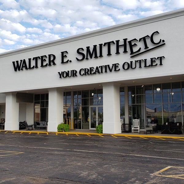 Walter e smithe clearance center outlet
