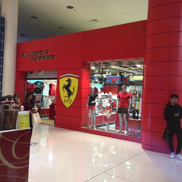 Ferrari Store Gift Shop In Dubai