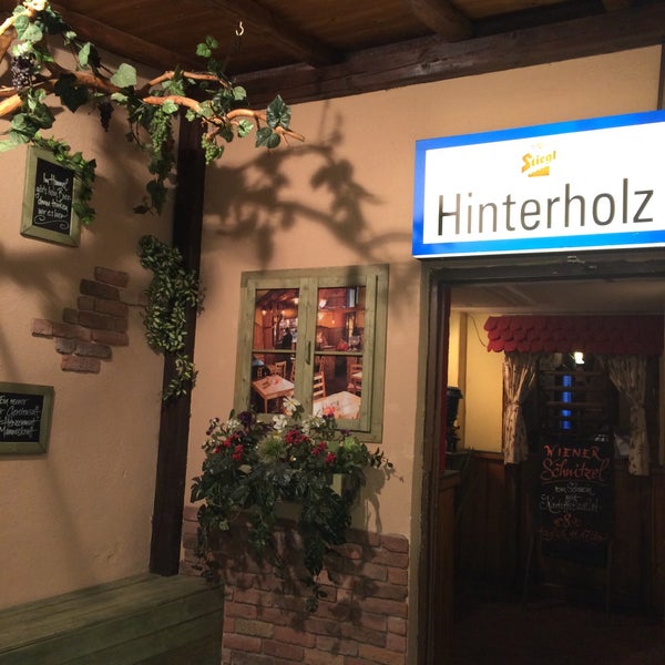 Снимок сделан в Hinterholz Bar-Restaurant пользователем Ekaterina K. 2/21/2015