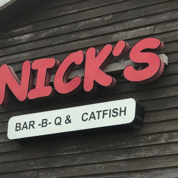 Foto tirada no(a) Nick&#39;s BBQ &amp; Catfish por Gene B. em 10/3/2020