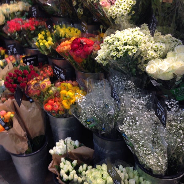 Blume 2000 Flower Store in Schönhauser AlleeNord