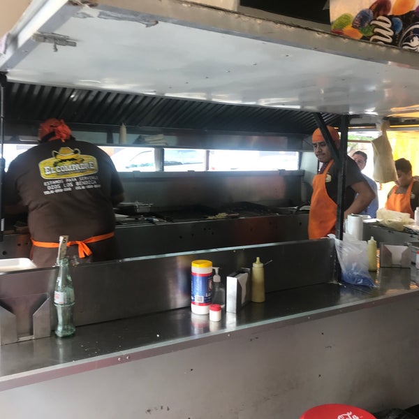 Tacos El Muerto 55 tips