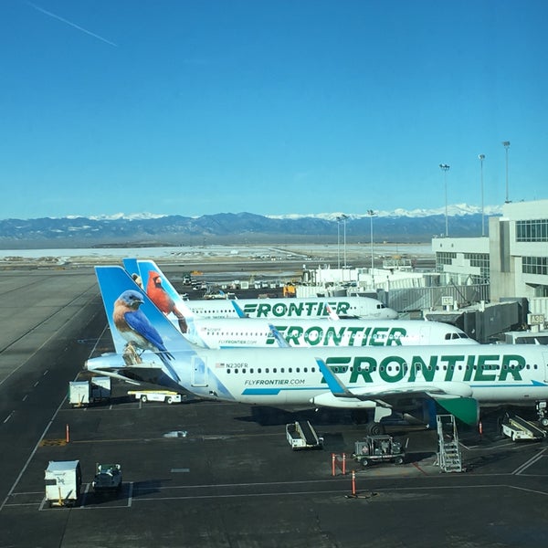 Foto scattata a Aeroporto internazionale di Denver (DEN) da Andy G. il 1/22/2016
