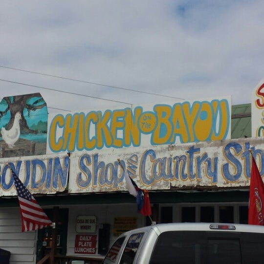 2/8/2014 tarihinde Terry A.ziyaretçi tarafından Chicken On The Bayou The BOUDIN Shop &amp; Country Store'de çekilen fotoğraf