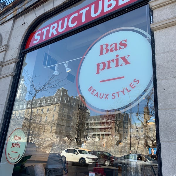 Structube  Magasin d'ameublement/de décoration intérieure à Montréal