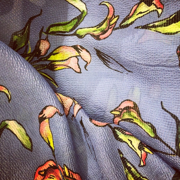 #silk  #flower #fabrics by #pierlorenzobassettitessuti VIA DEL Gesù 60  #roma #fashion   #fashiongram #tessuti #couturefabric #fashiondesigner #couture #moda #taylor #seta #fashion #costumedesigner