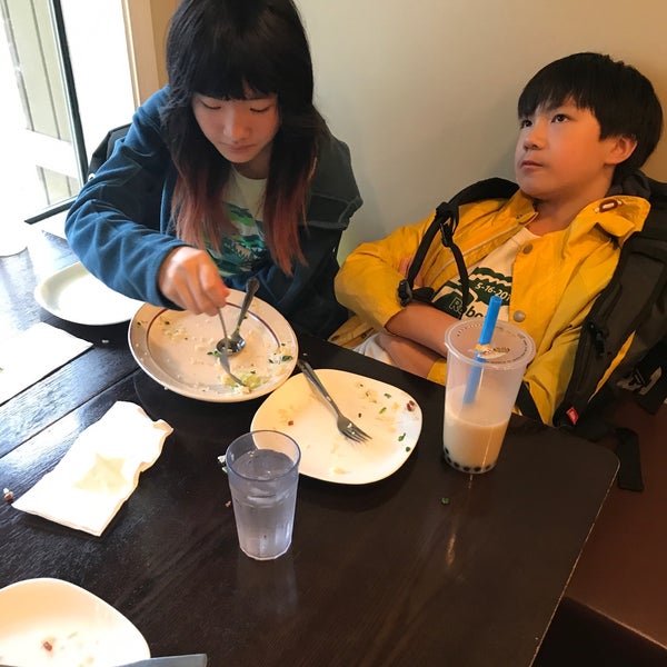 Foto tomada en Pacific Cafe Hong Kong Kitchen  por C.Y. L. el 5/17/2018