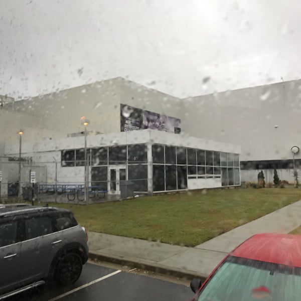 BMW (Hall 52) US Manufacturing Company - Factory