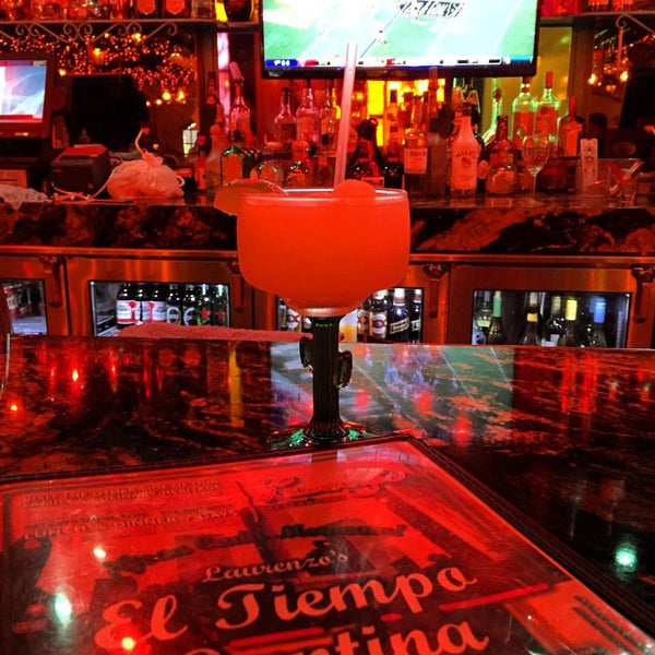 Photo taken at El Tiempo Cantina by Mike P. on 10/25/2015