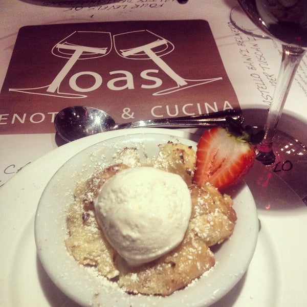 Photo taken at Toast Enoteca &amp; Cucina by Mike P. on 10/30/2014