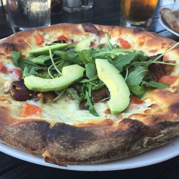 3/18/2015 tarihinde Mike P.ziyaretçi tarafından The Haven Pizzeria'de çekilen fotoğraf