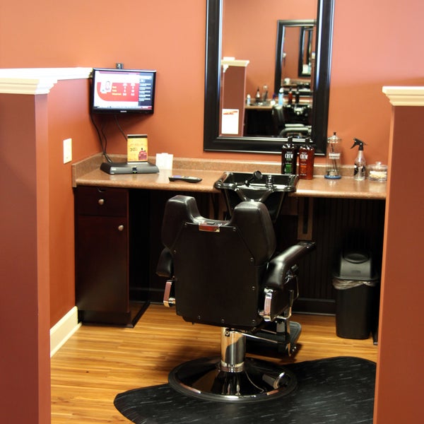 Photos At The Guys Place A Hair Salon For Men North