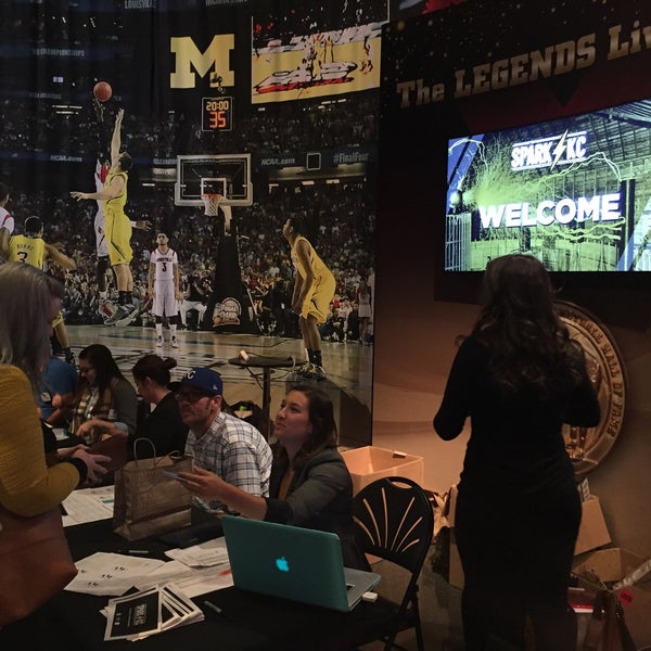 Photo taken at The College Basketball Experience by Brandon on 11/9/2015