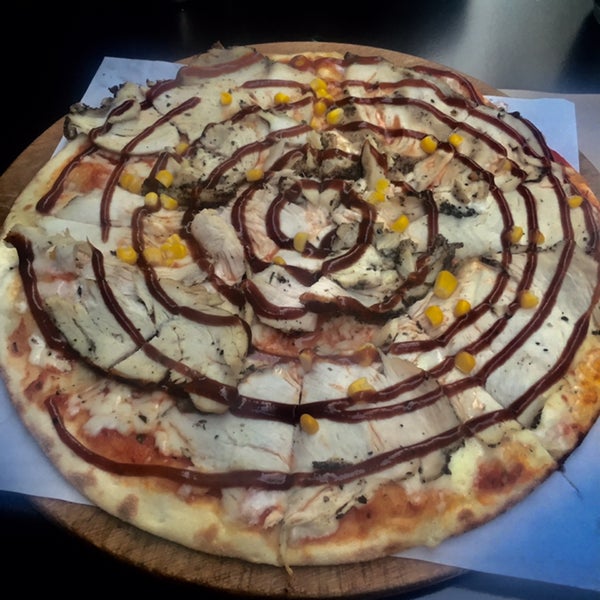 Снимок сделан в Pizza Locale пользователем Evren 1/24/2023