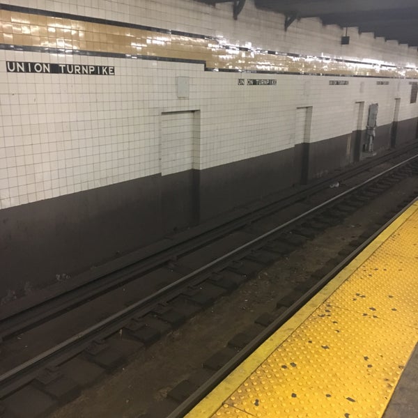 Photos at MTA Subway - Union Tpke/Kew Gardens (E/F) - Kew Gardens, NY