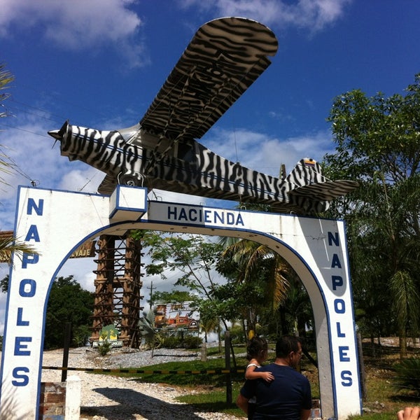 12/26/2012에 Oscar B.님이 Parque Tematico. Hacienda Napoles에서 찍은 사진