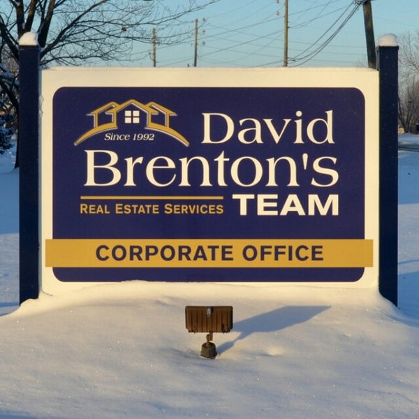 Foto tirada no(a) David Brenton&#39;s Team por Brett G. em 1/15/2014