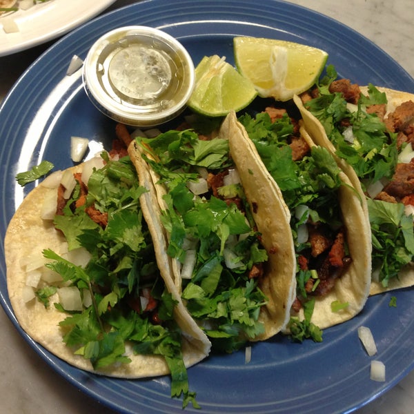 Queens Pizza Palace Pizzeria in Atlantic City