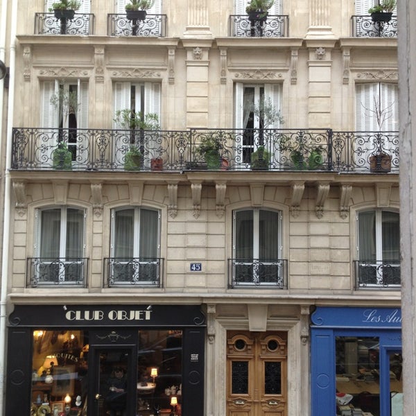 1/25/2013 tarihinde Claudia N.ziyaretçi tarafından Holiday Inn Paris - Saint-Germain-des-Prés'de çekilen fotoğraf
