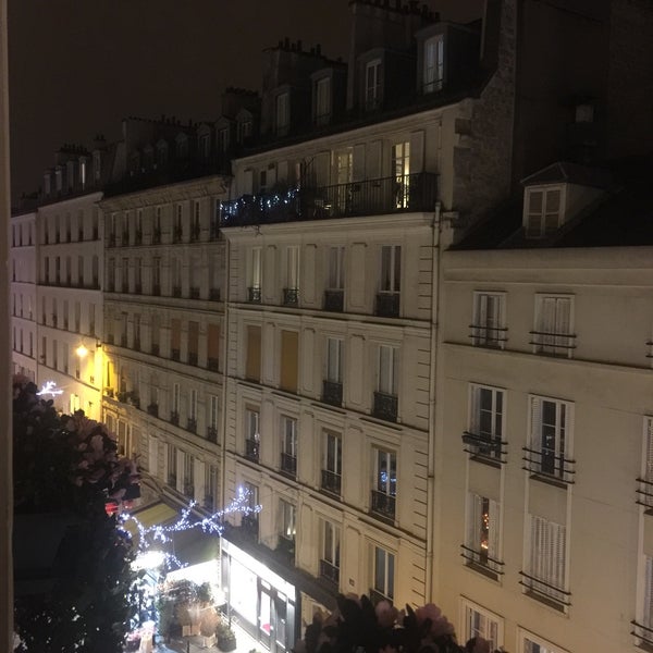 Das Foto wurde bei Grand Hôtel Lévêque von Maïté B. am 12/31/2016 aufgenommen