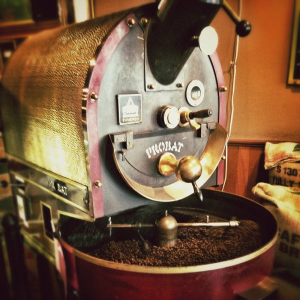 6/6/2013にBen B.がUncommon Grounds Coffee &amp; Teaで撮った写真