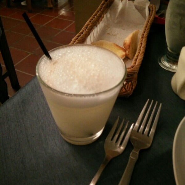 Foto diambil di Restaurante Machu Picchu oleh Rob G. pada 4/23/2016