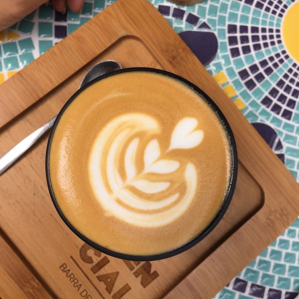 3/9/2018 tarihinde Karime M.ziyaretçi tarafından Barra de café Esencial'de çekilen fotoğraf