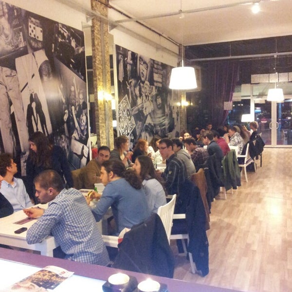 Photo taken at Beyaz Cafe by ekrem a. on 2/17/2013
