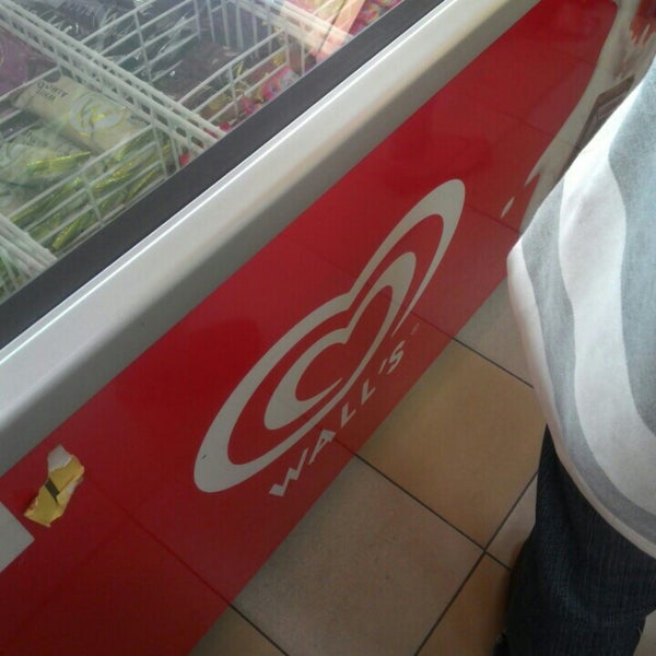 Stesyen Minyak Petronas Pekan Alor Gajah 251 Visitors