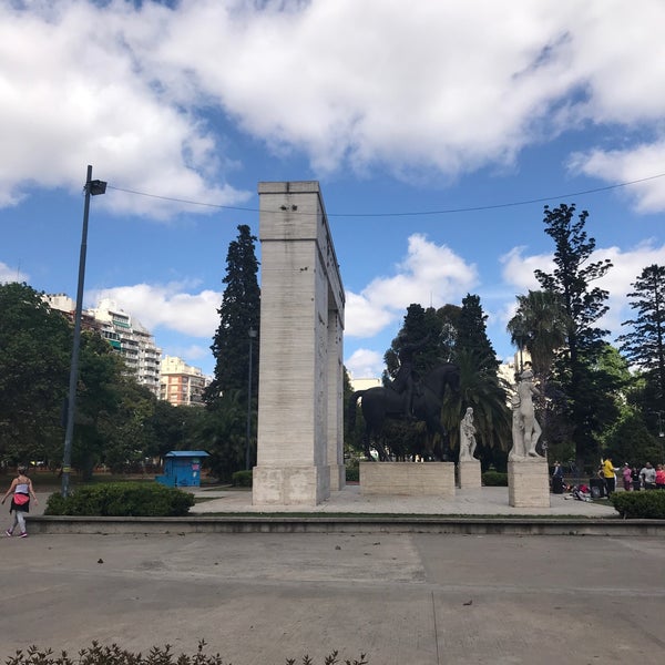 Foto diambil di Parque Rivadavia oleh maria e. pada 10/21/2017