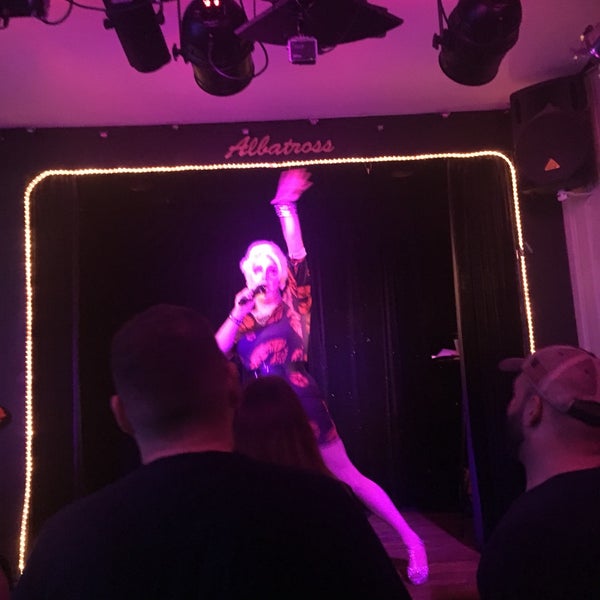 4/29/2018にErika S.がAlbatross Barで撮った写真