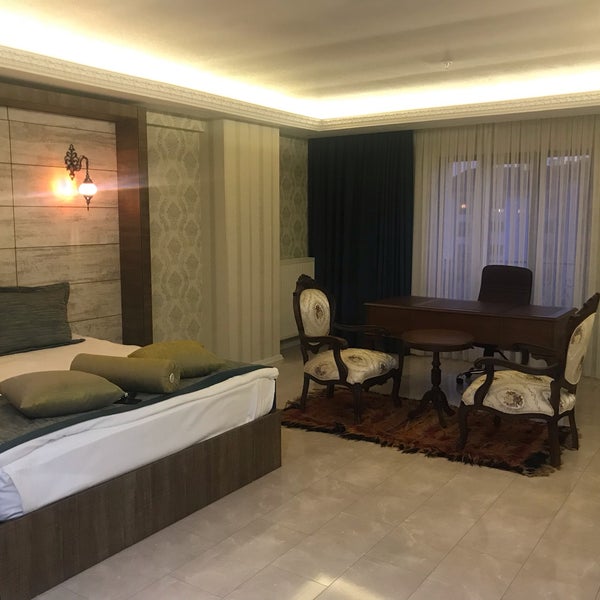 Foto diambil di Sivas Keykavus Hotel oleh Erkan N. pada 6/27/2019