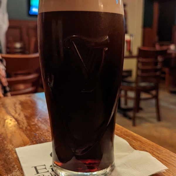 10/21/2022 tarihinde Chris H.ziyaretçi tarafından Emmet&#39;s Irish Pub'de çekilen fotoğraf