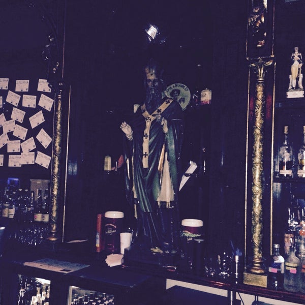 Foto diambil di Rí Rá Irish Pub oleh Scott H. pada 3/11/2016